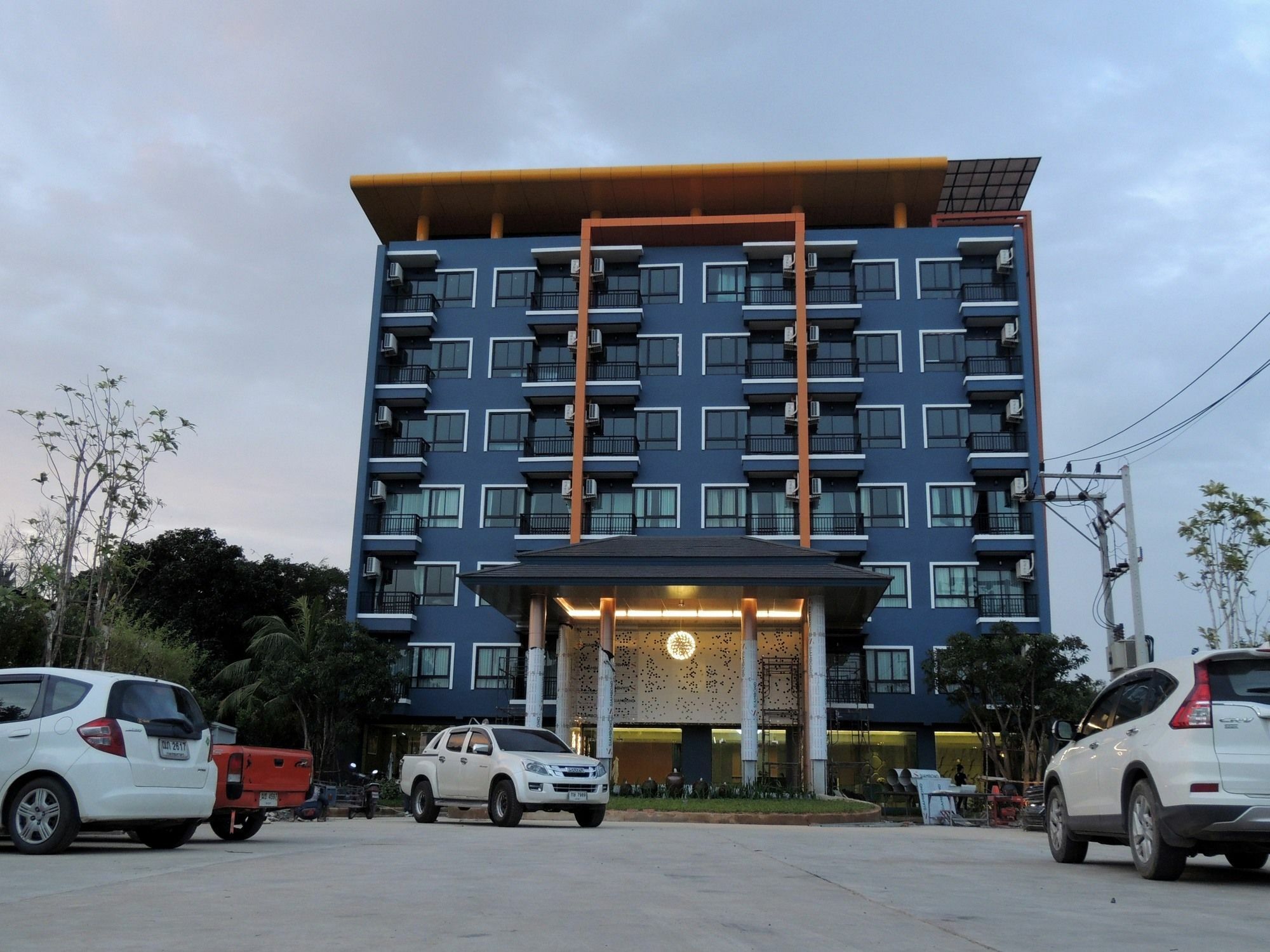 The Raise Hotel Hat Yai Exterior photo